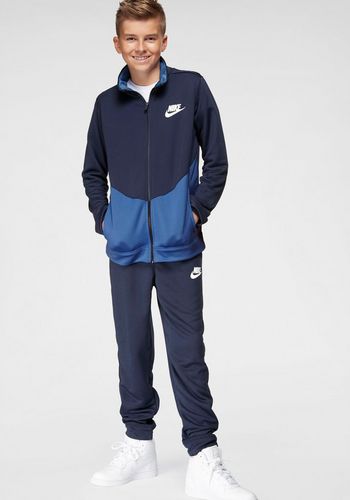 Спортивная одежда Nike Sportswear